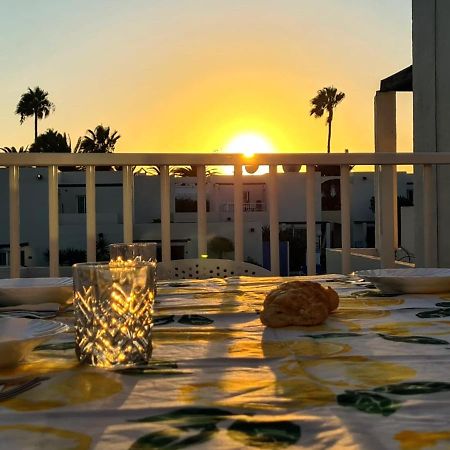 Apartamento Red Hibiscus Corralejo Irent Fuerteventura Exterior foto